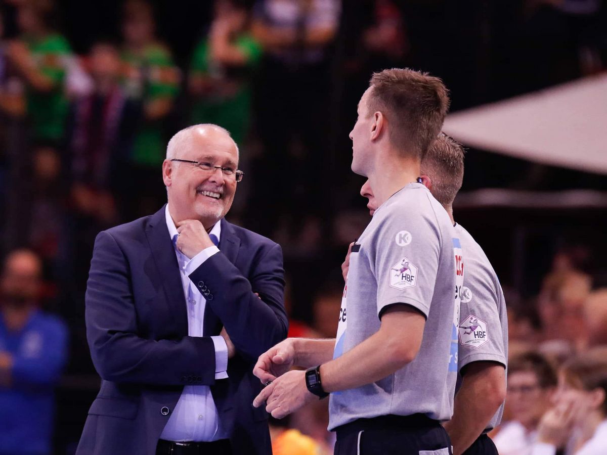 Kay Holm aus Däitschland als Beobachter um Loterie Nationale Finale 4 | FLH- Letzebuerger Handballfederatioun